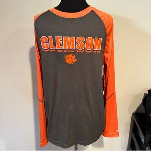 Clemson‎  🐅 NWT men’s medium long sleeve (#387)